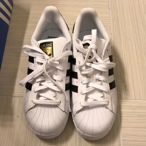 Brand new Adidas superstar 3 black and white